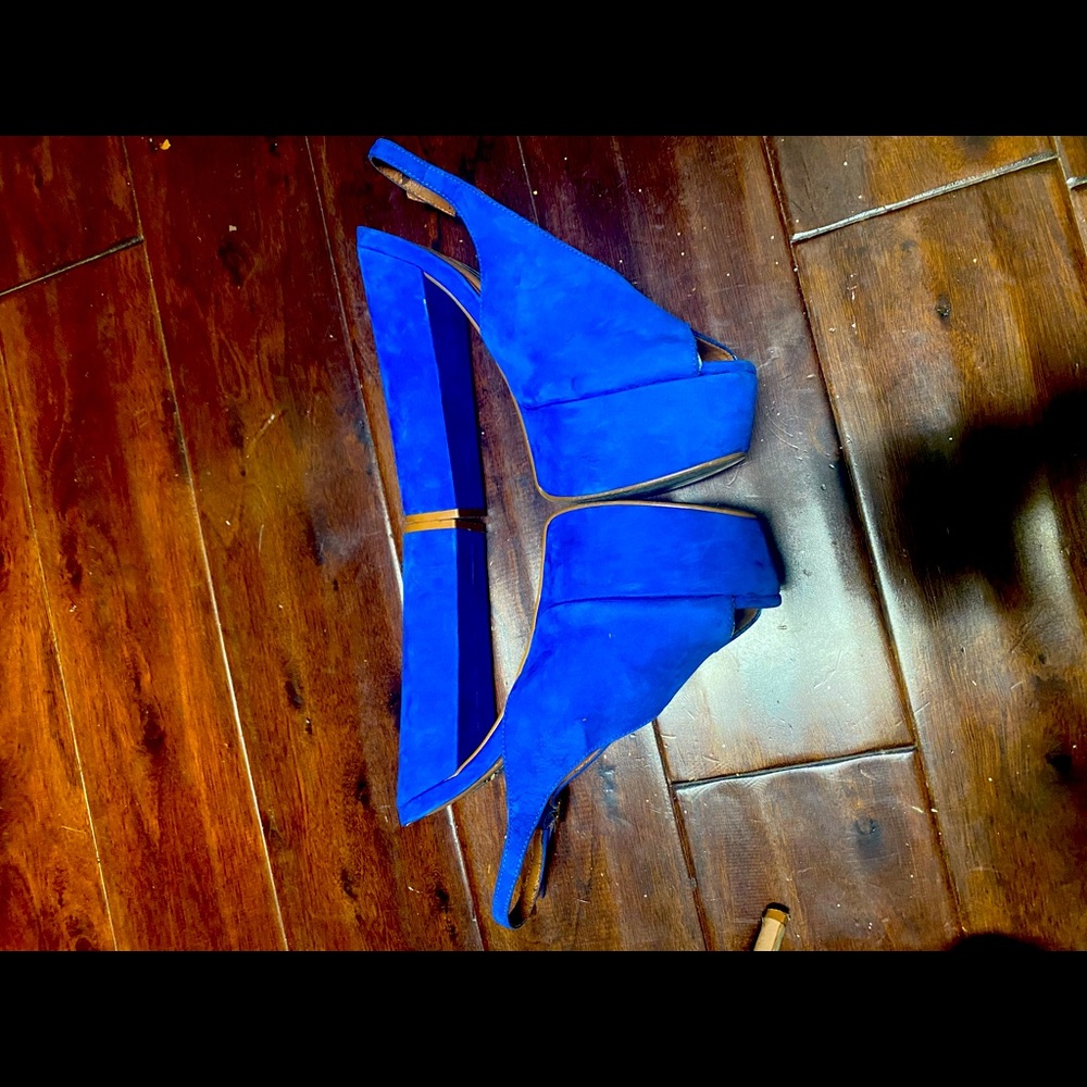 Suede - Picture 2 of 3